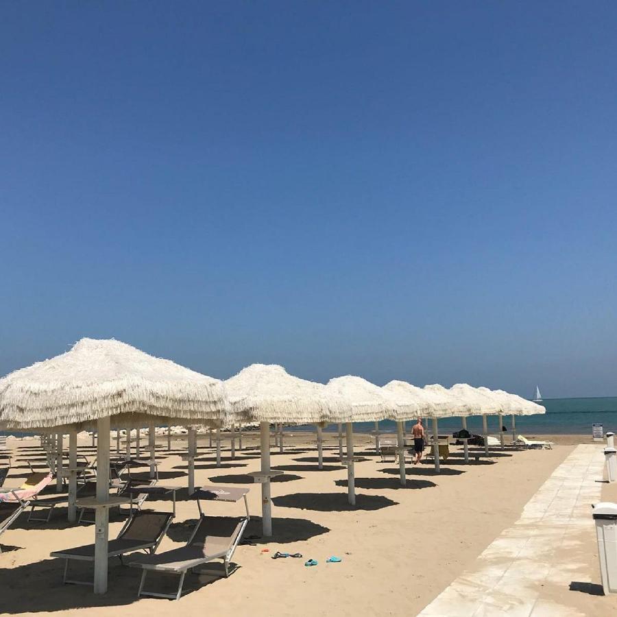 Casa Klimt Vicinissima Al Mare Parcheggio Privato Gratuito Se Disponibile Διαμέρισμα Πεσκάρα Εξωτερικό φωτογραφία