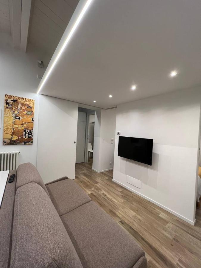 Casa Klimt Vicinissima Al Mare Parcheggio Privato Gratuito Se Disponibile Διαμέρισμα Πεσκάρα Εξωτερικό φωτογραφία